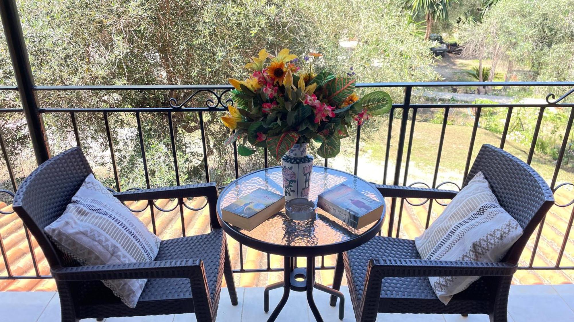 Villa Katerina อายีโอส เยออร์ยิโอส ปากอน ห้อง รูปภาพ