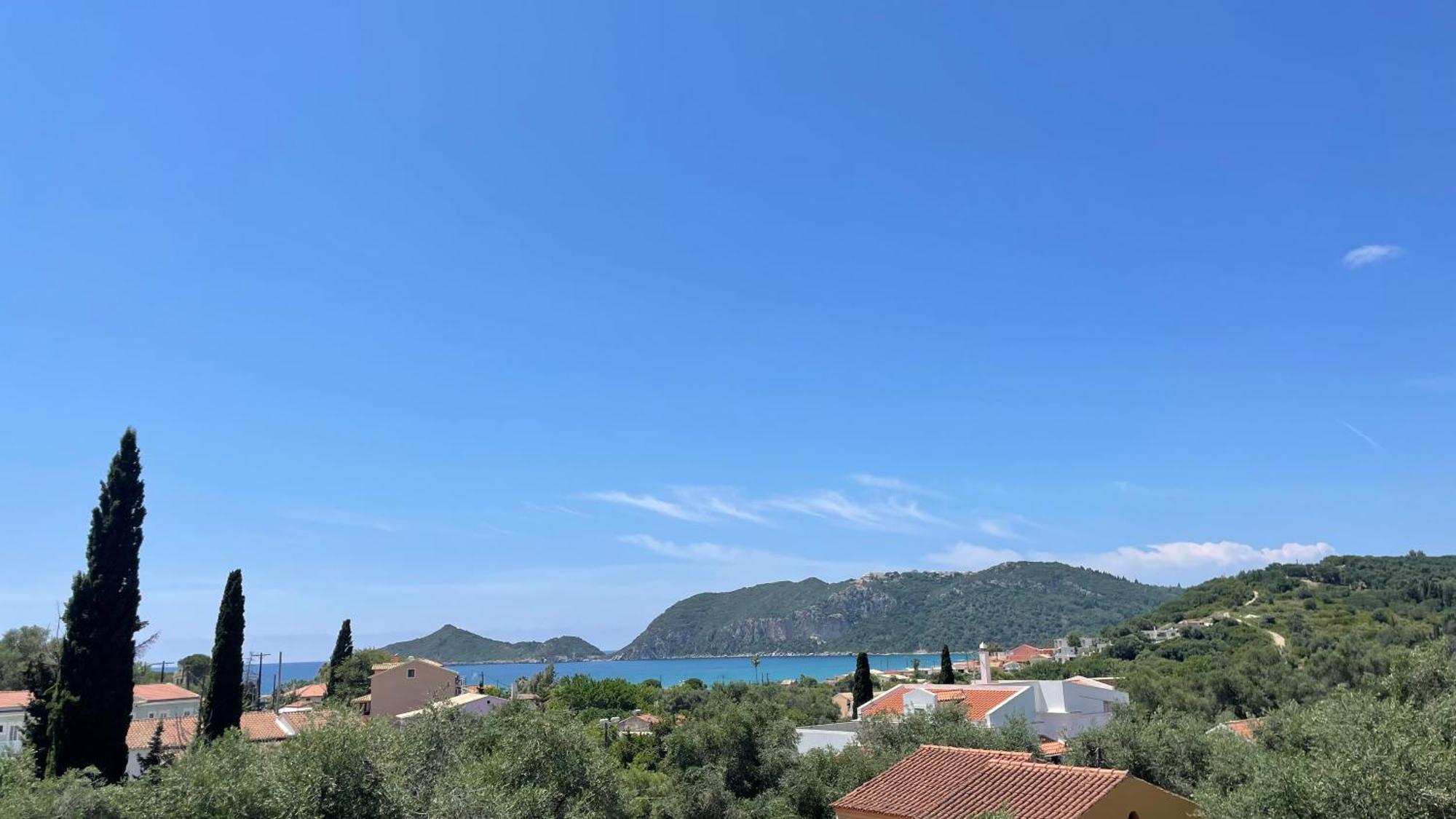 Villa Katerina อายีโอส เยออร์ยิโอส ปากอน ห้อง รูปภาพ